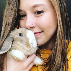 Meet your Posher, Aleeya